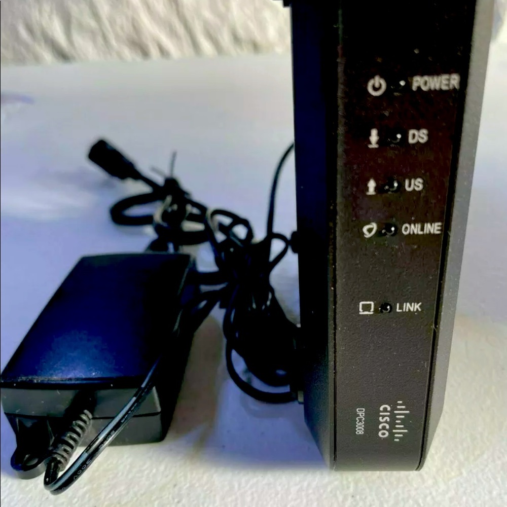 Cisco DPC3008 DOCSIS 3.0 Cable Modem & Power Adapter